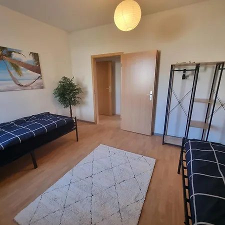 Upside Living - Fuer Monteure Merseburg